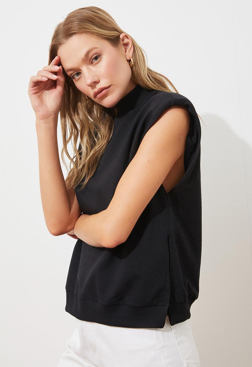 Trendyol - Knitted blouse - black