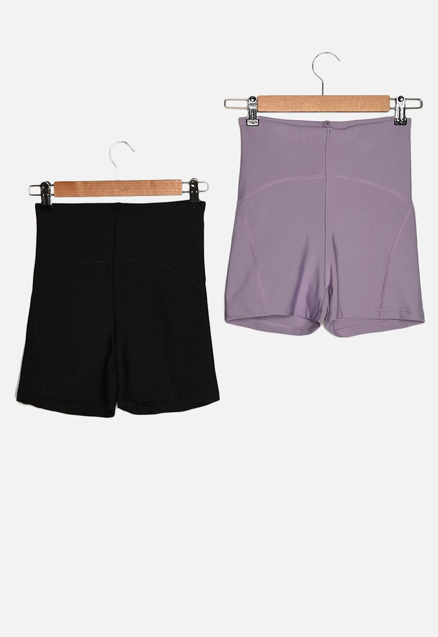 Trendyol - Knit bermuda shorts - black & lilac