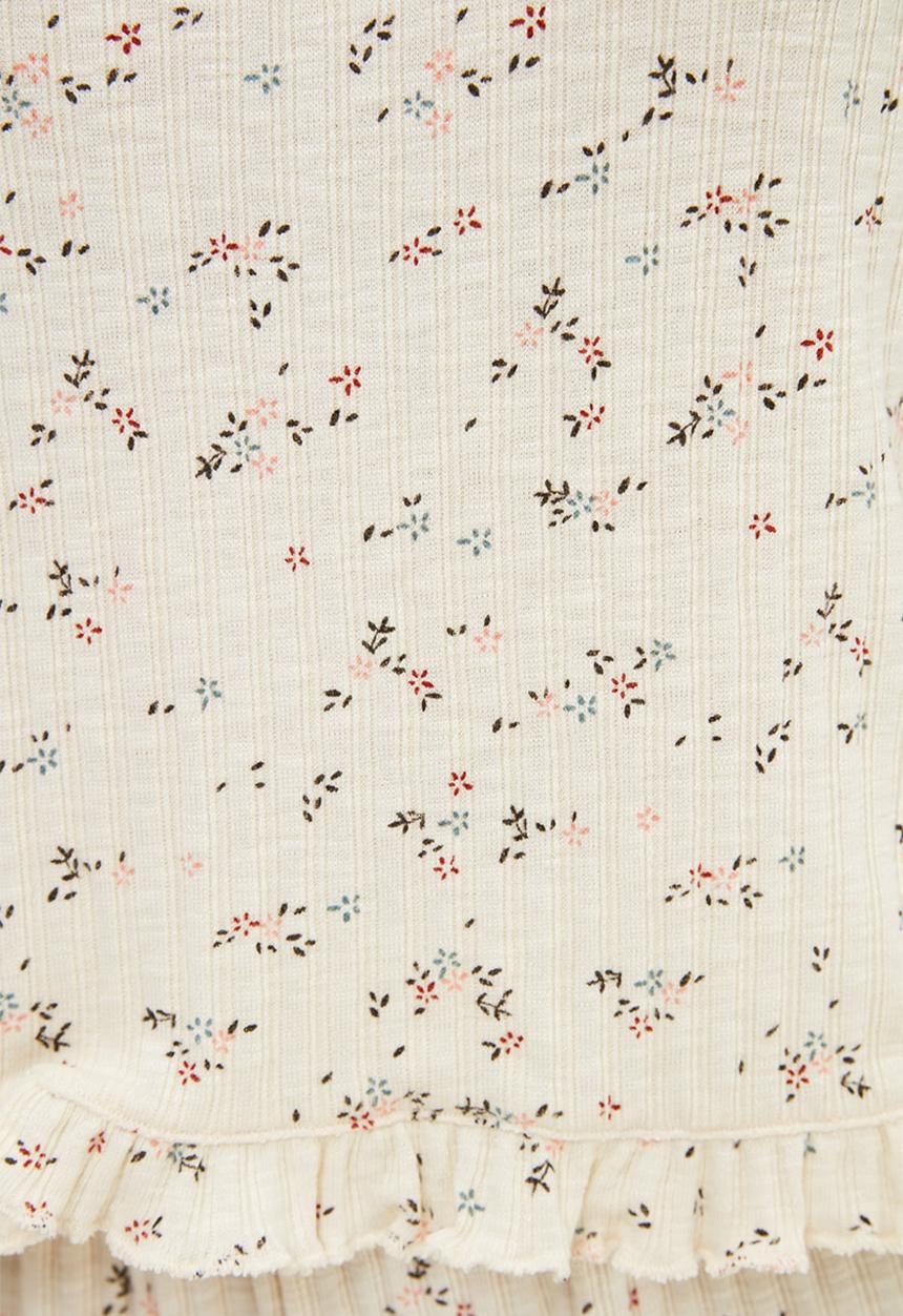 Trendyol - Floral patterned knitted pajamas set - ecru