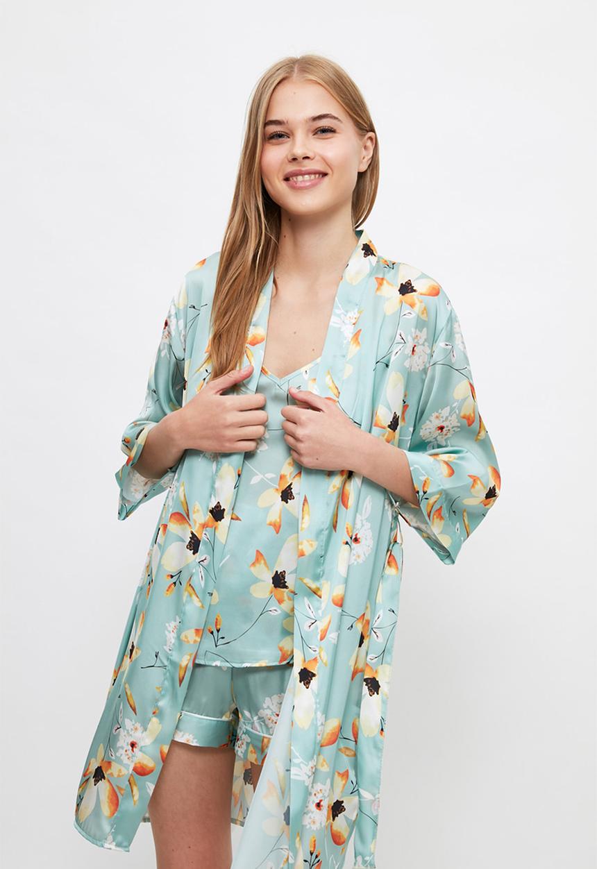 Trendyol - Floral patterned satin dressing gown - mint
