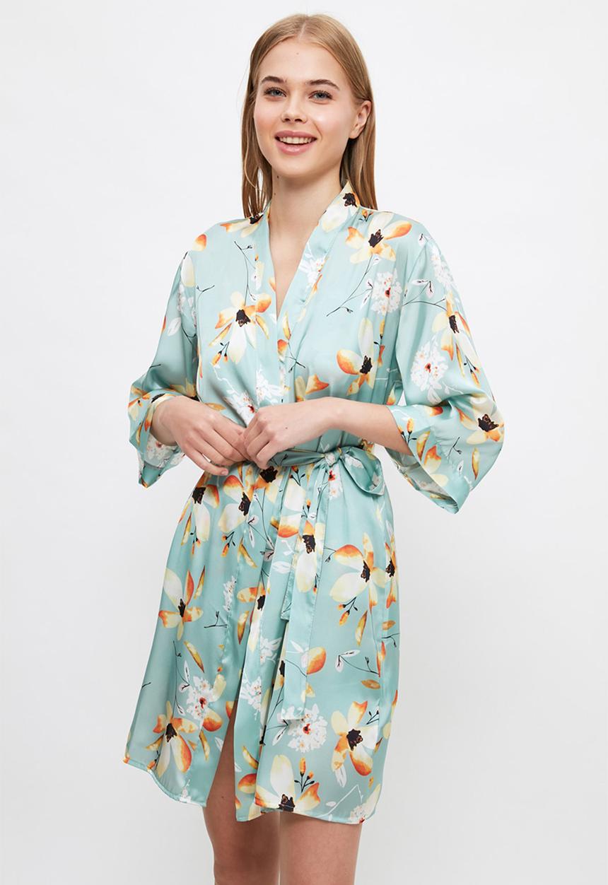 Trendyol - Floral patterned satin dressing gown - mint