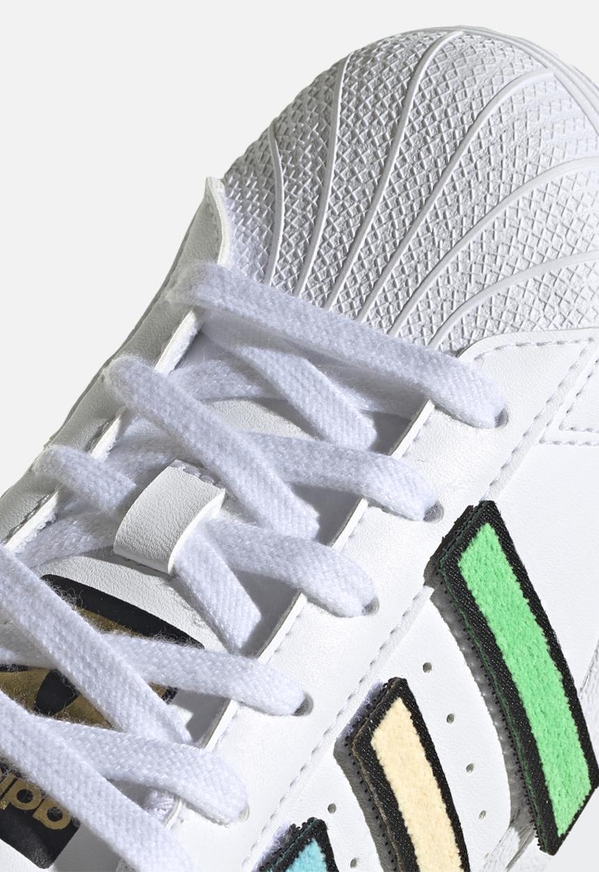 adidas Originals - Superstar j sneakers - ftwr white/core black/gold met