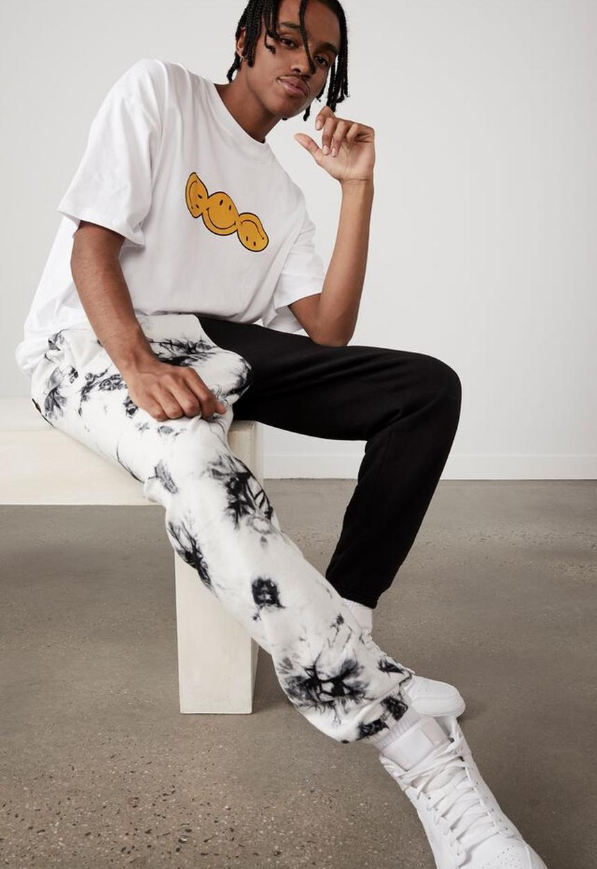 Factorie - Smiley relaxed trackpant - black