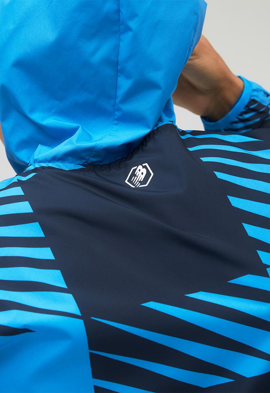 New Balance  - Fast flight jacket print - black & blue 