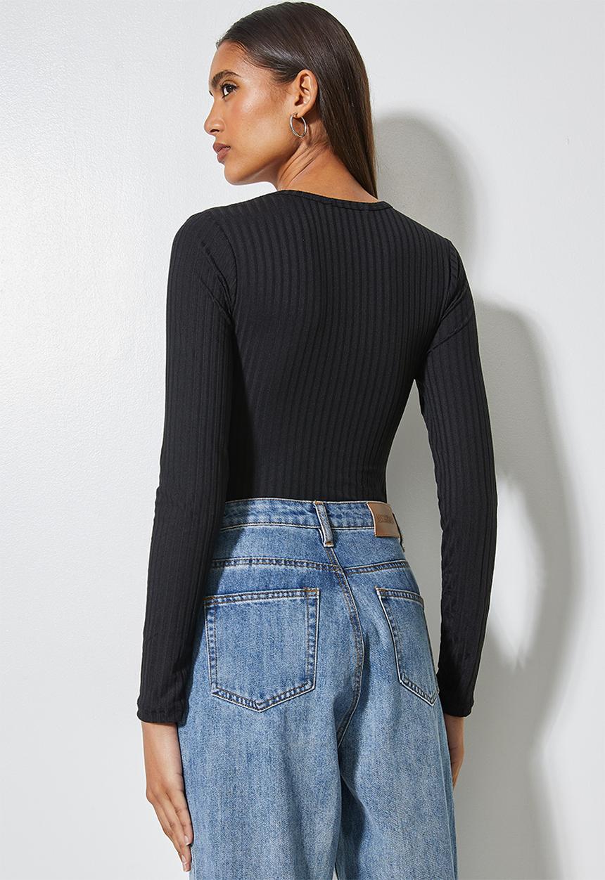 Superbalist - 2-pack wide rib v-neck bodysuit - black & white
