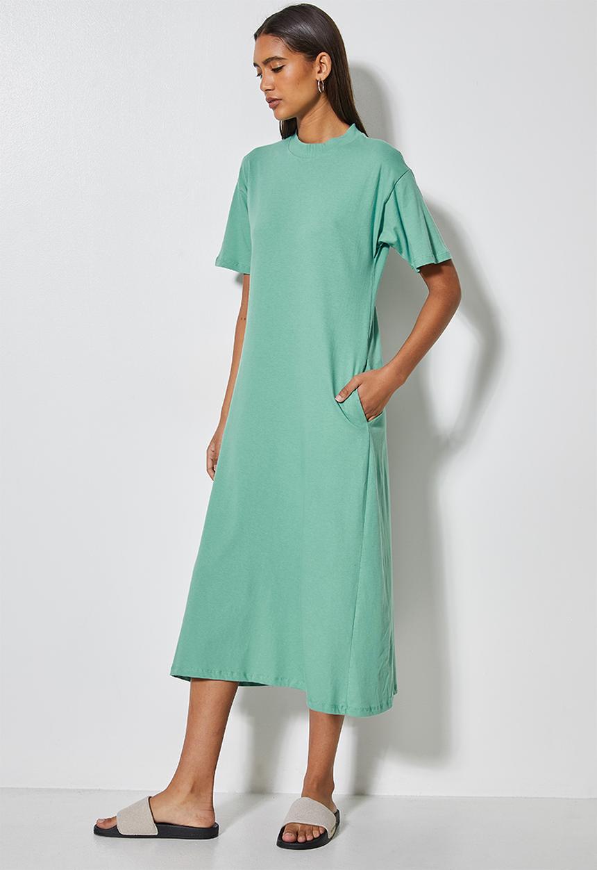 Superbalist - Trapeze t-shirt dress with pockets - beryl green