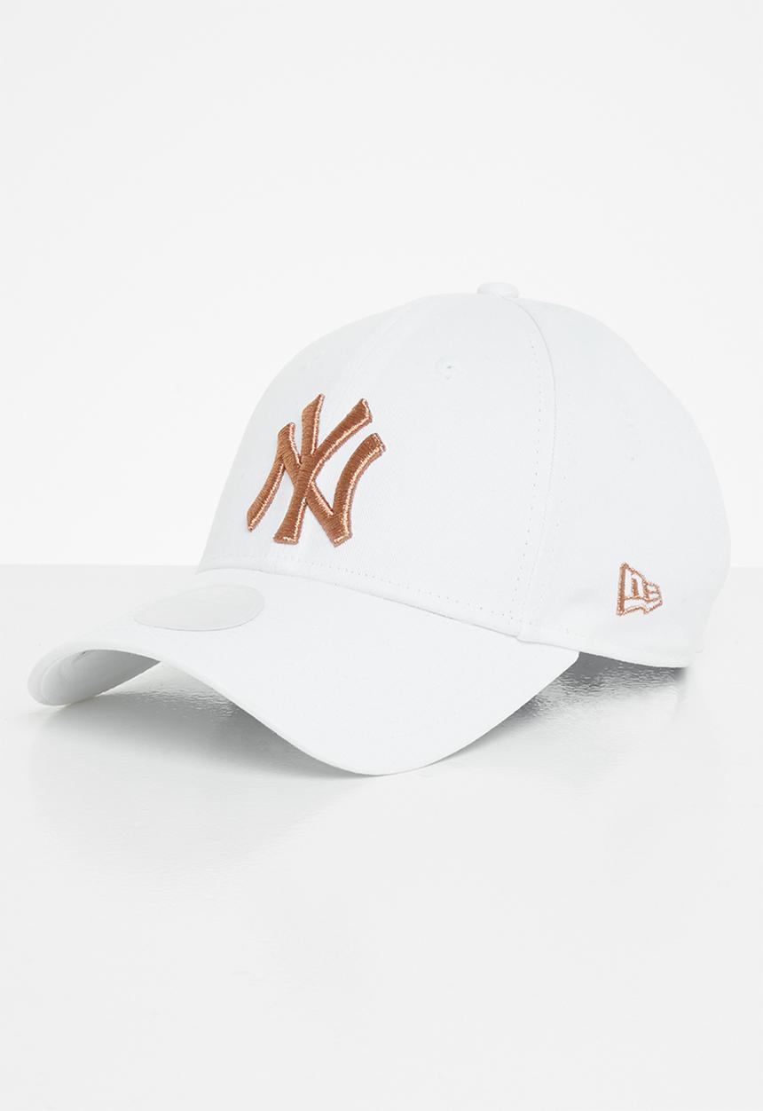 New Era - 940 womens metallic logo neyyan - white & gold