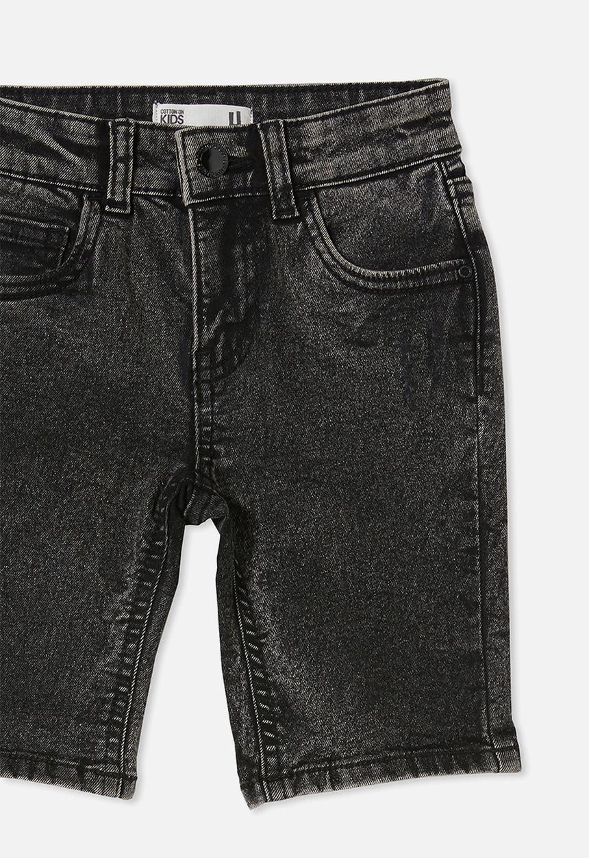 Cotton On - Slim fit short - washed black