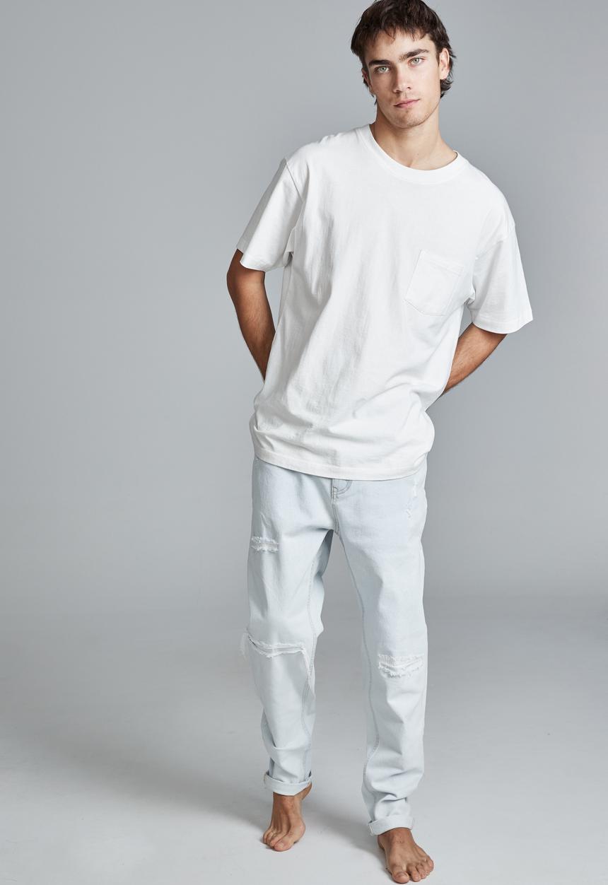 Cotton On - Relaxed tapered jean - light blue