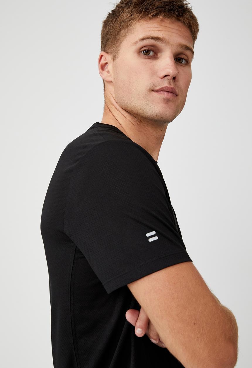 Cotton On - Active tech t-shirt - black