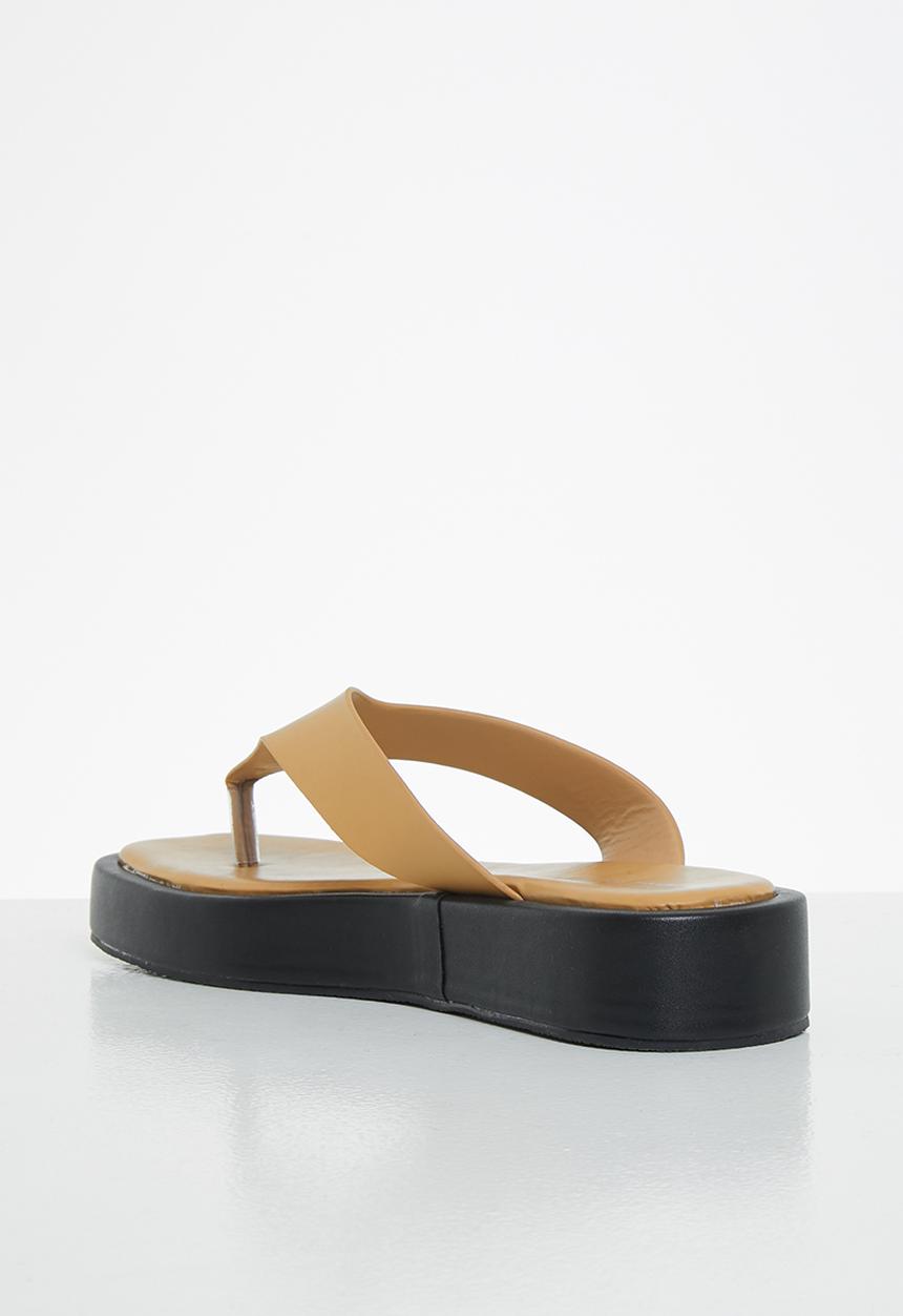 Public Desire - Voyage padded toepost sandal - tan