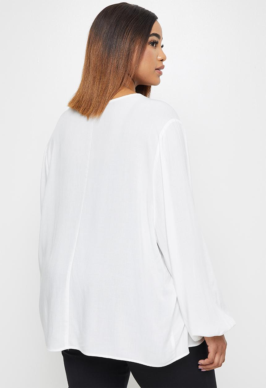 edit Plus - Boxy notch neck shell - milk
