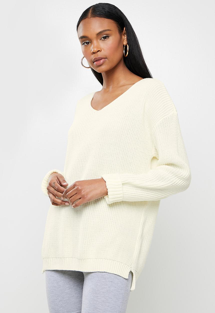 Glamorous - V-neck knitted jumper - ecru