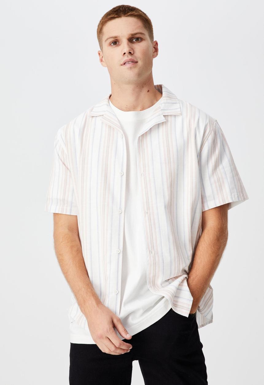 Cotton On - Textured short sleeve shirt - sand