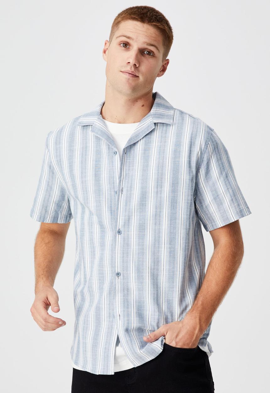 Cotton On - Textured short sleeve shirt - blue
