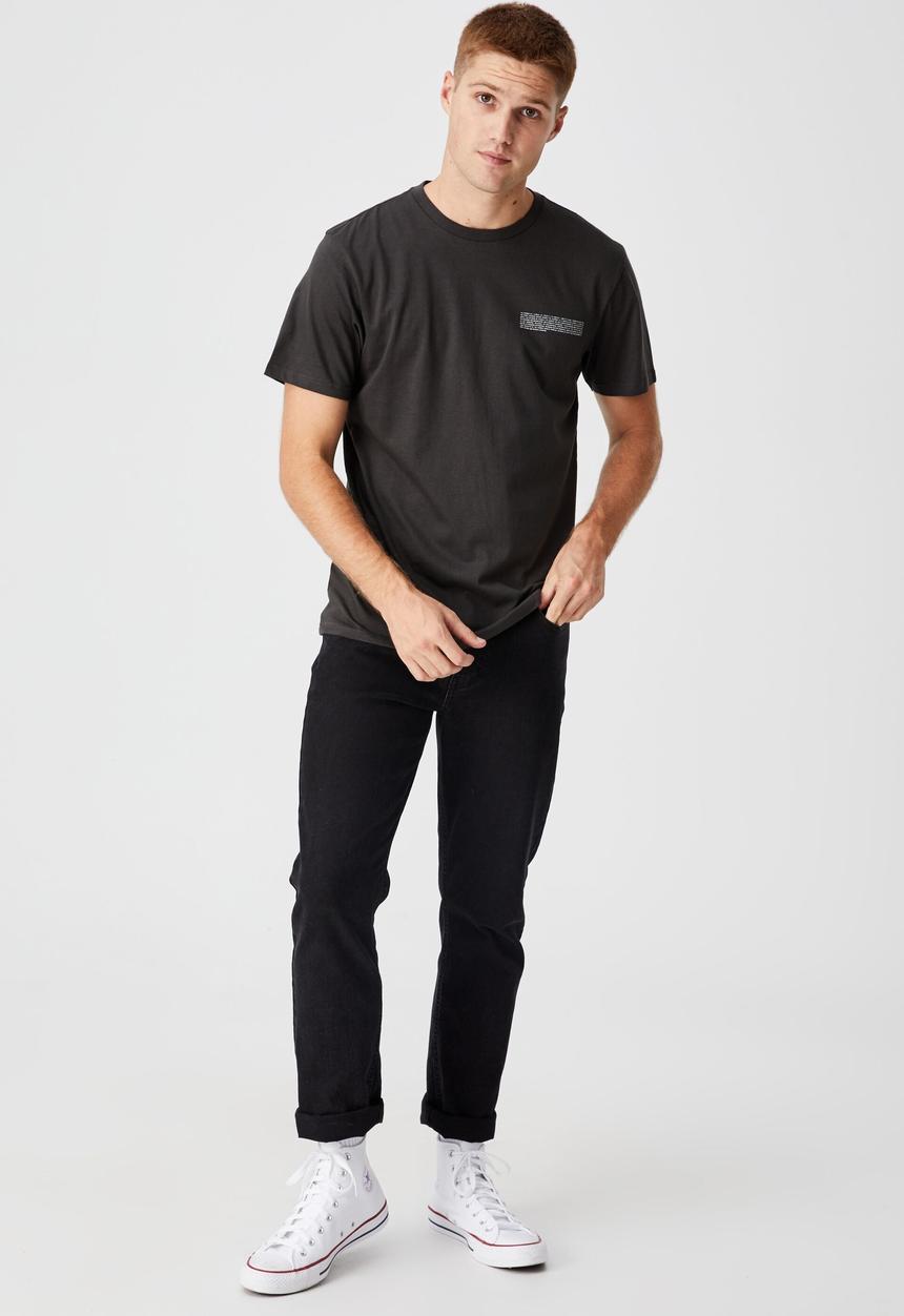 Cotton On - Tbar text t-shirt - washed black