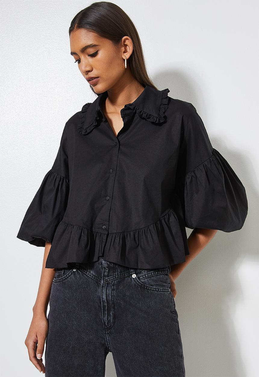 VELVET - Crop statement sleeve peter pan collar shirt - black