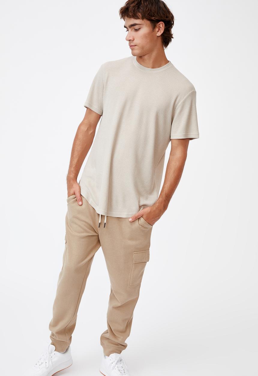 Cotton On - Trippy slim cargo trackie - stone
