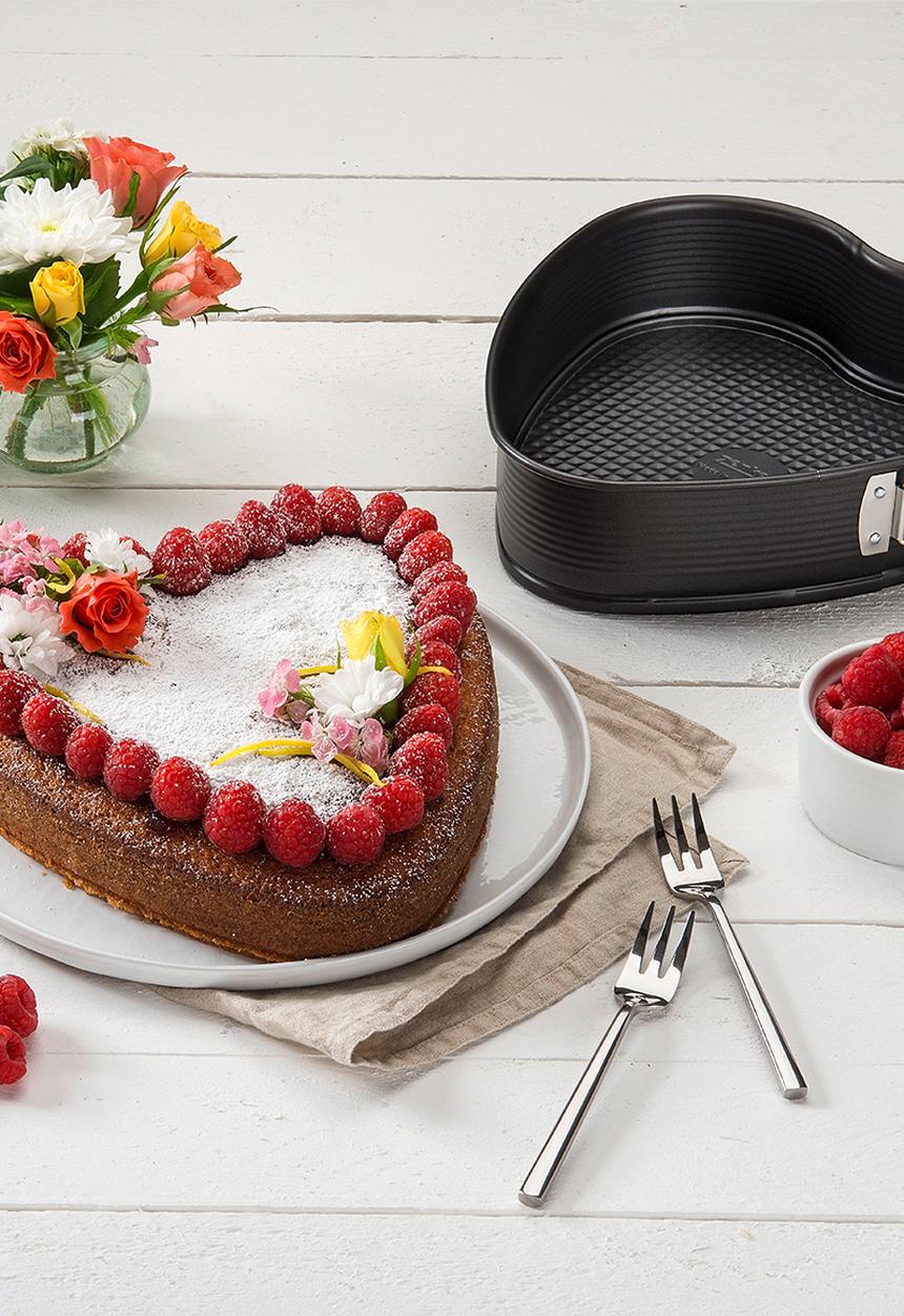 Zenker - Springform heart cake tin-black