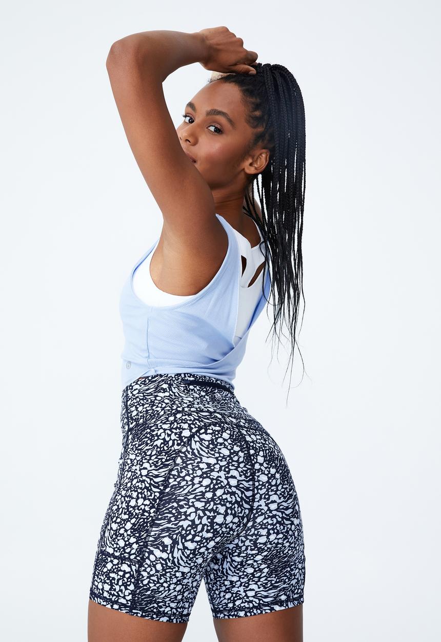 Cotton On - Ultimate booty pocket bike short - loose leopard navy