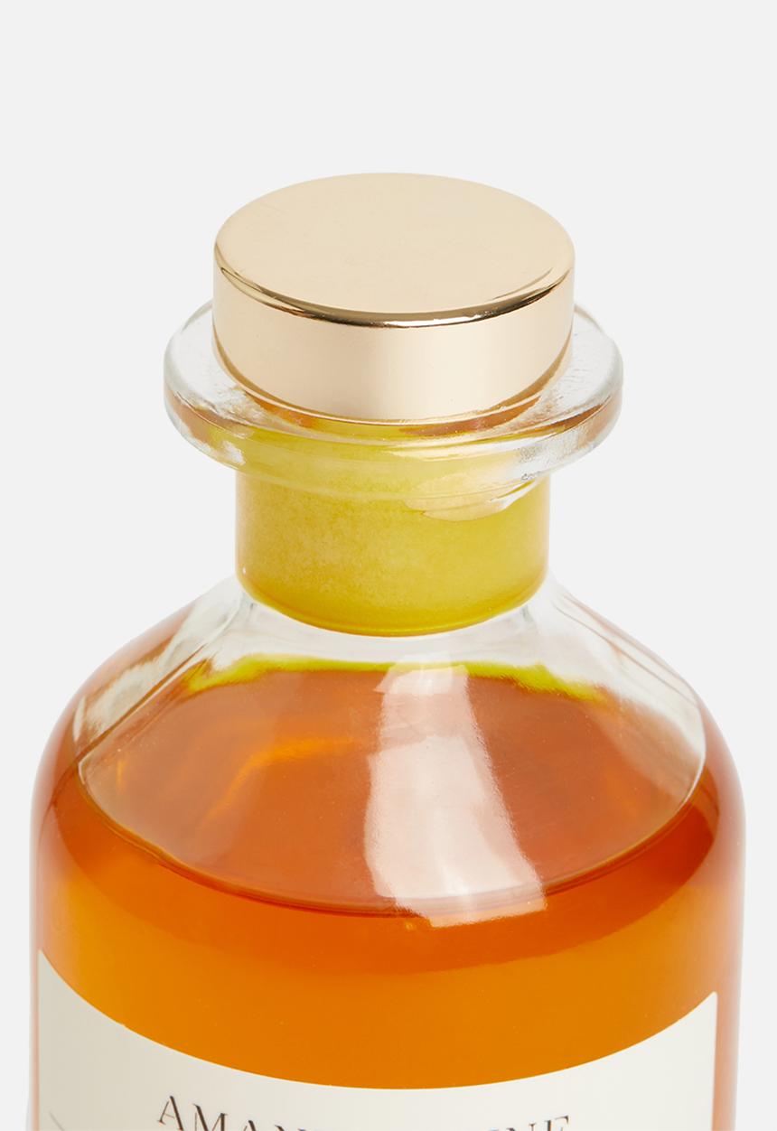 Amanda Jayne - Ginger cake scented reed diffuser