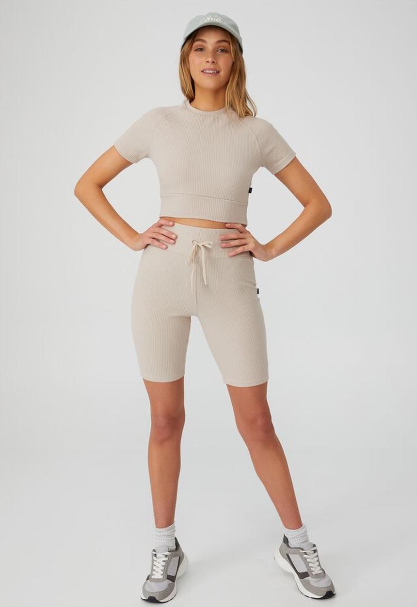 Cotton On - Lifestyle rib mid length bike short - natural