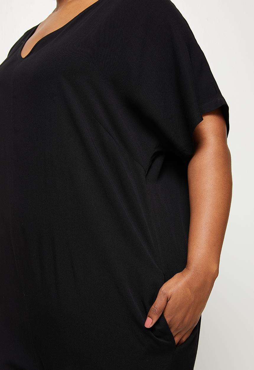 edit Plus - Grown on sleeve v-neck woven jumpsuit - black