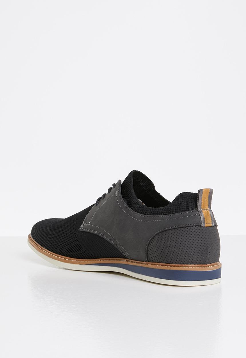 Call It Spring - Morris - black