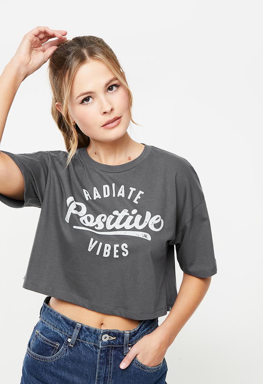 Blake - Boxy cropped tee - charcoal