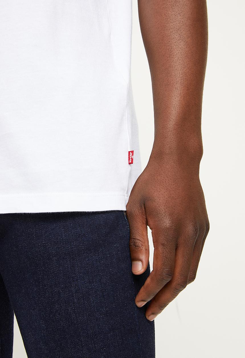 Levi’s® - Housemark graphic tee small batwing cent - white