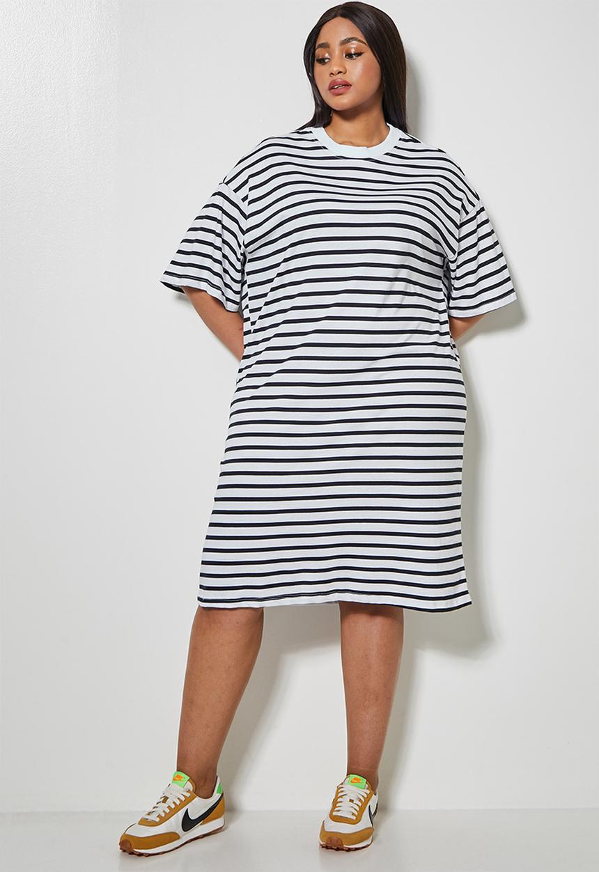Superbalist - Oversized mini T-shirt dress - white & black
