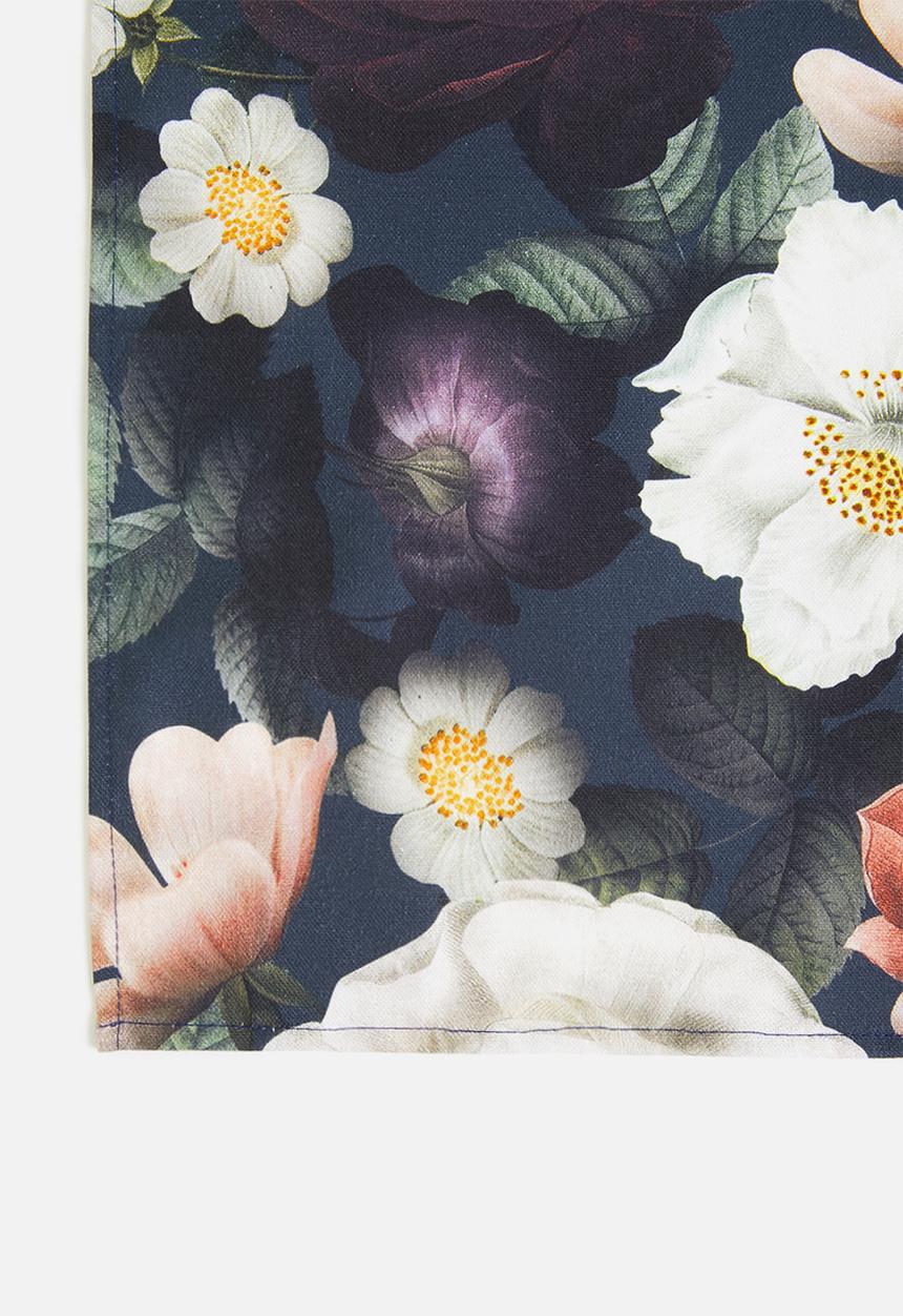 Hertex Haus - Peony napkin set of 4 - dark sky