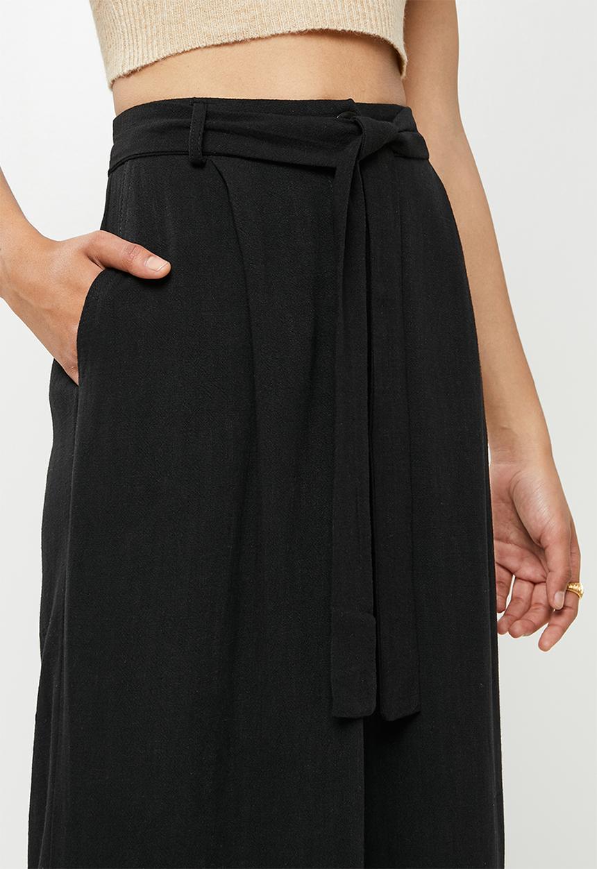 Me&B - Linen wide leg pant with sash - black
