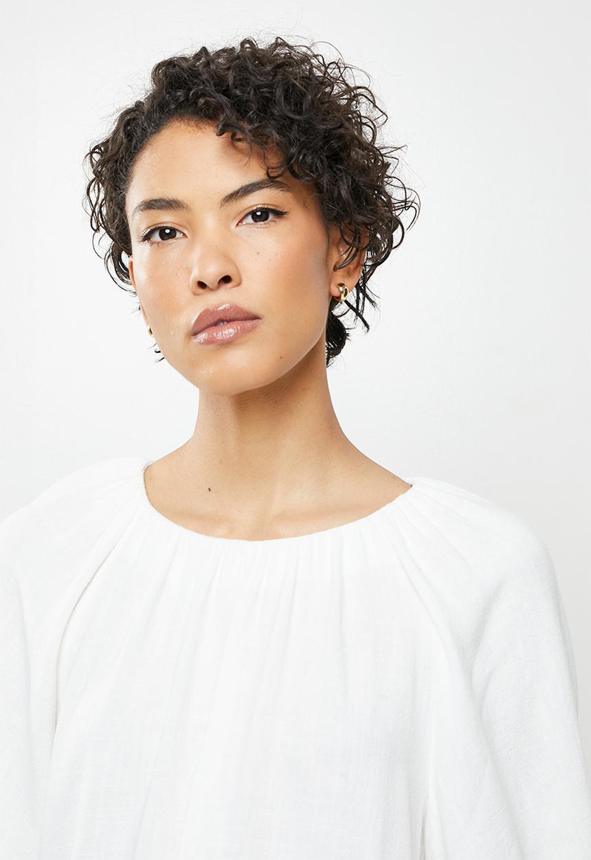 Me&B - Linen gauged blouse - white
