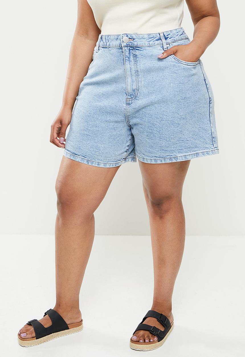 Cotton On - Curve dad high rise denim short - lennox blue