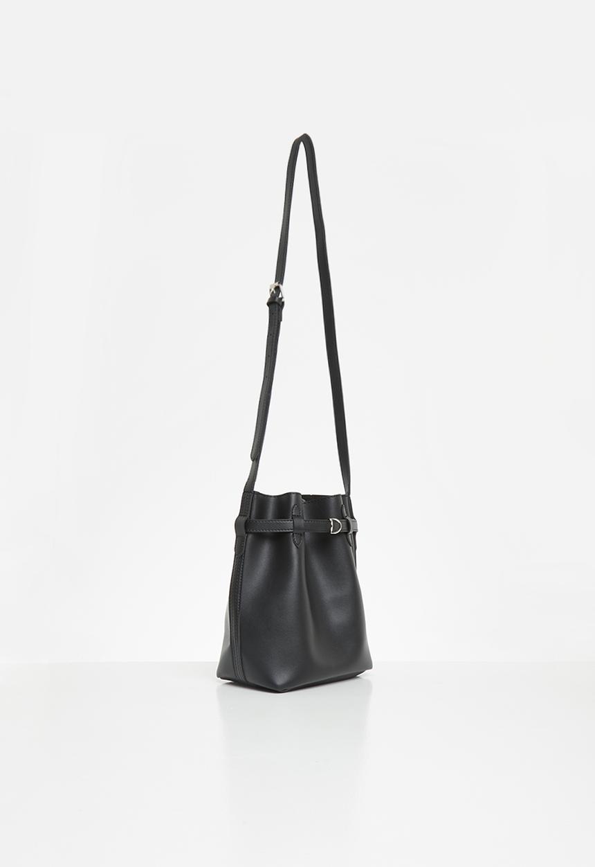 Superbalist - Clarissa bucket bag - black