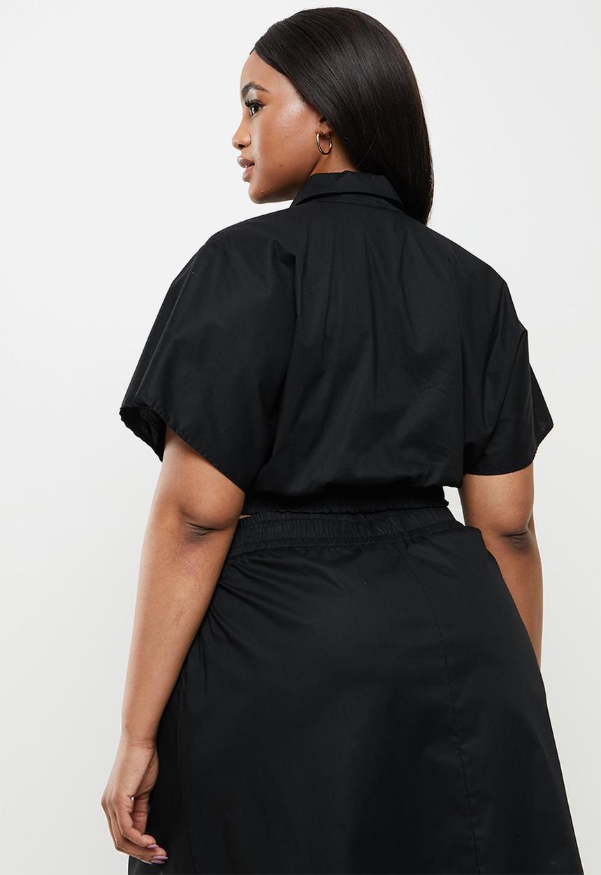 Me&B - Plus elasticated cotton crop wrap top - black