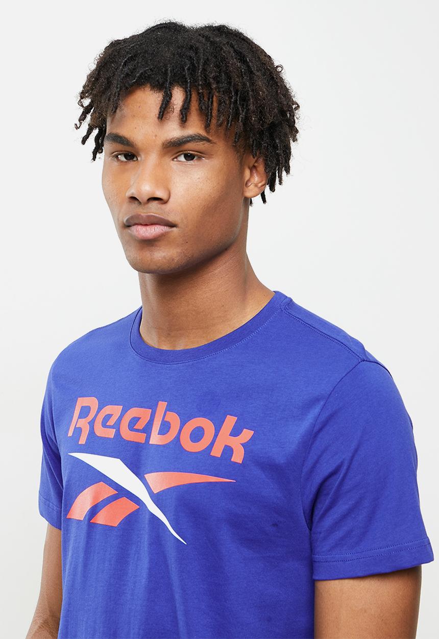 Reebok - Gs Reebok stacked tee - cobalt blue