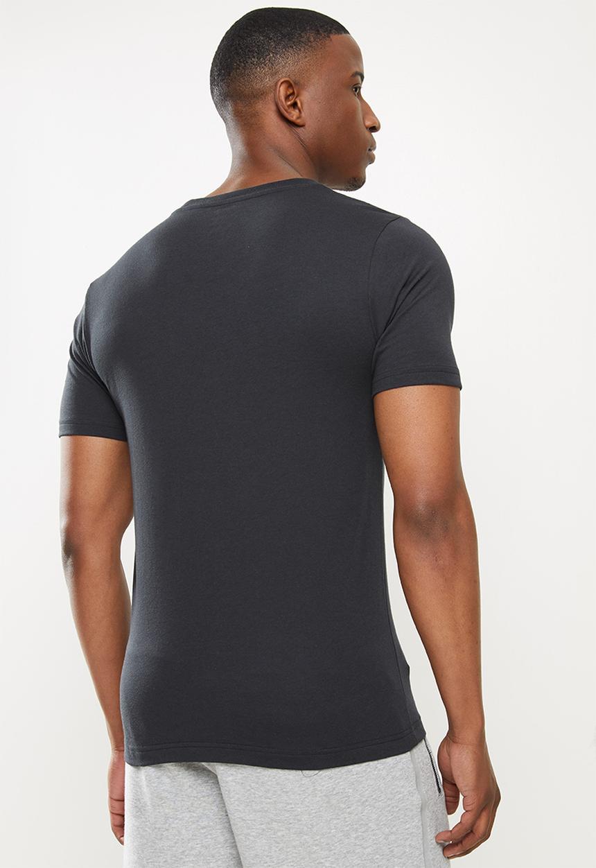 New Balance  - Nb classics nb logo tee - black