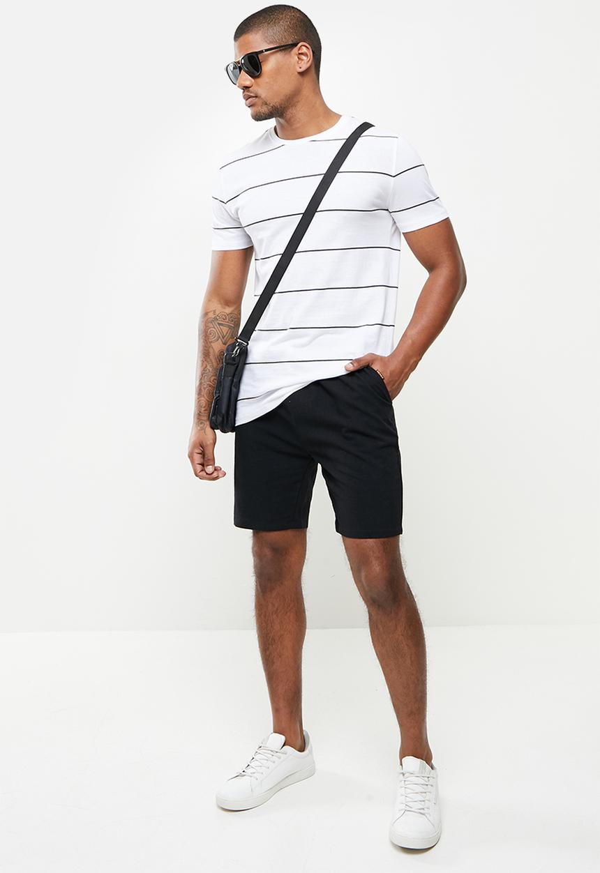 basicthread - Elastic waistband bermuda short - black