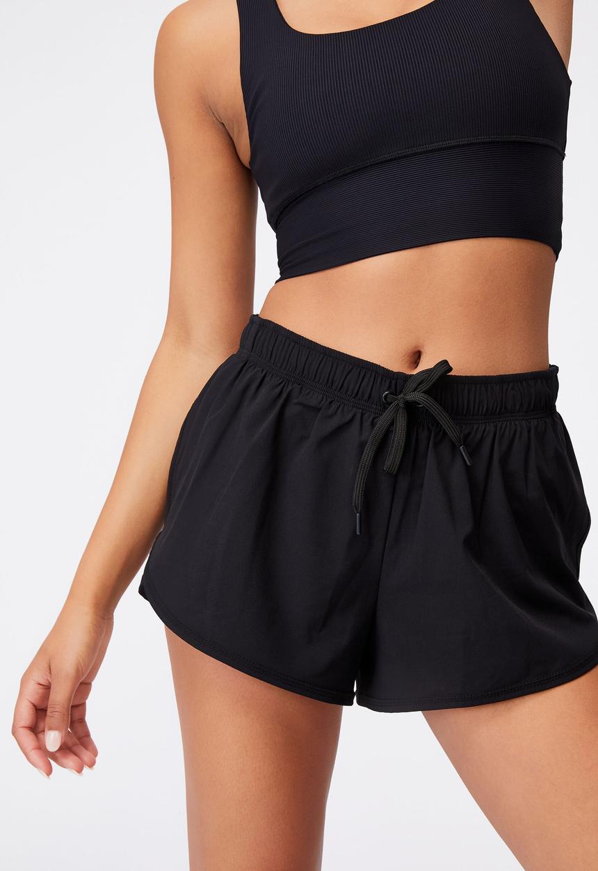 Cotton On - Lifestyle move jogger short - black