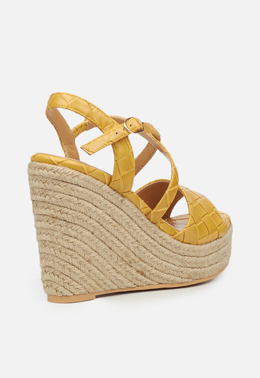 Butterfly Feet - Tiana 1 espadrille wedge - mustard