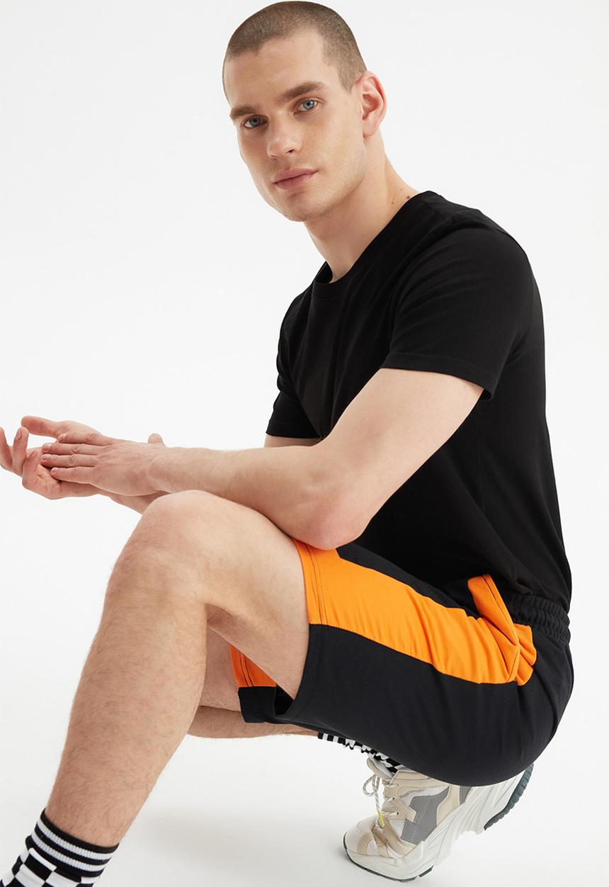 Trendyol - Side stripe fleece shorts - black