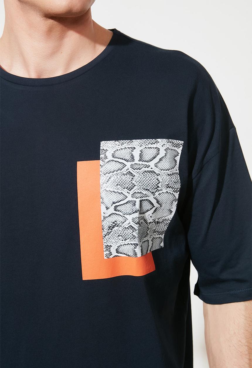 Trendyol - Chest print short sleeve tee - navy