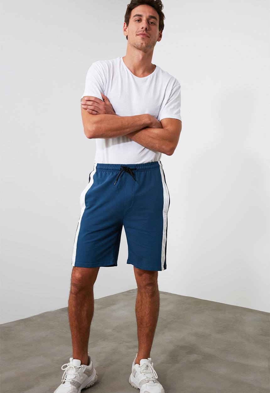 Trendyol - Colour block side stripe shorts - petrol
