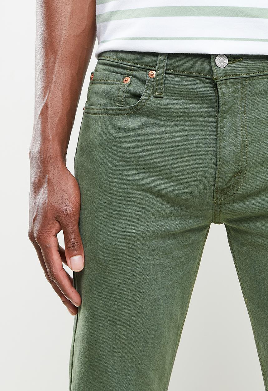 Levi’s® - 502™ taper feelin good - thyme