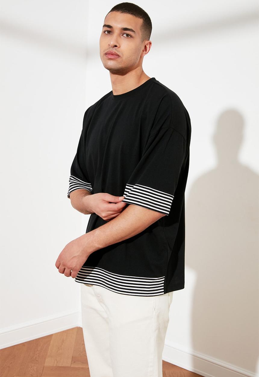Trendyol - Stripe sleeve short sleeve tee - black