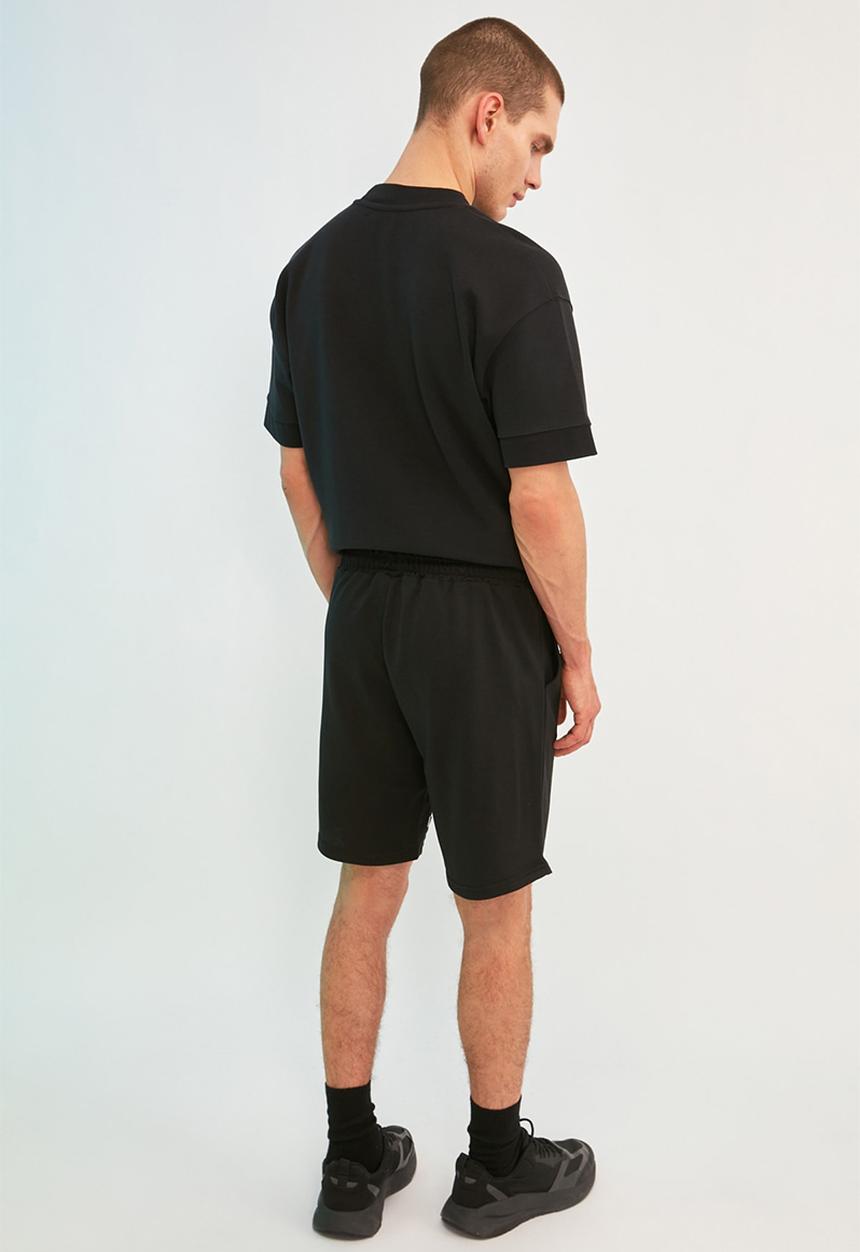 Trendyol - Leg print shorts - black