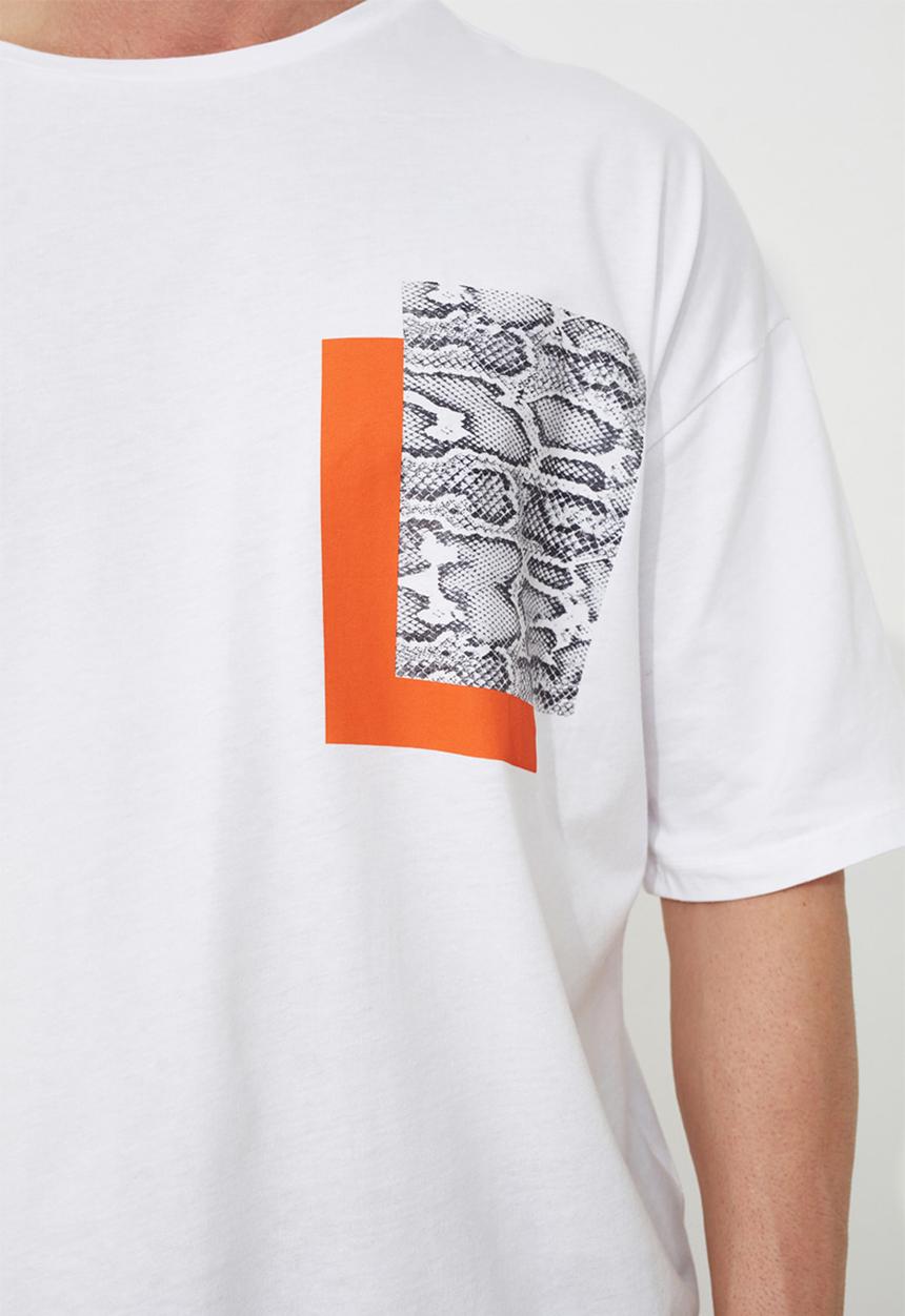 Trendyol - Chest print short sleeve tee - white