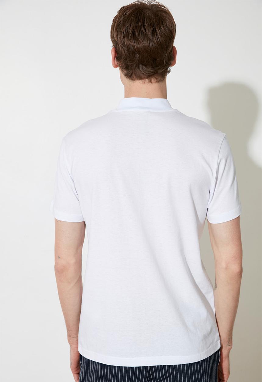 Trendyol - High neck quarter zip tee - white